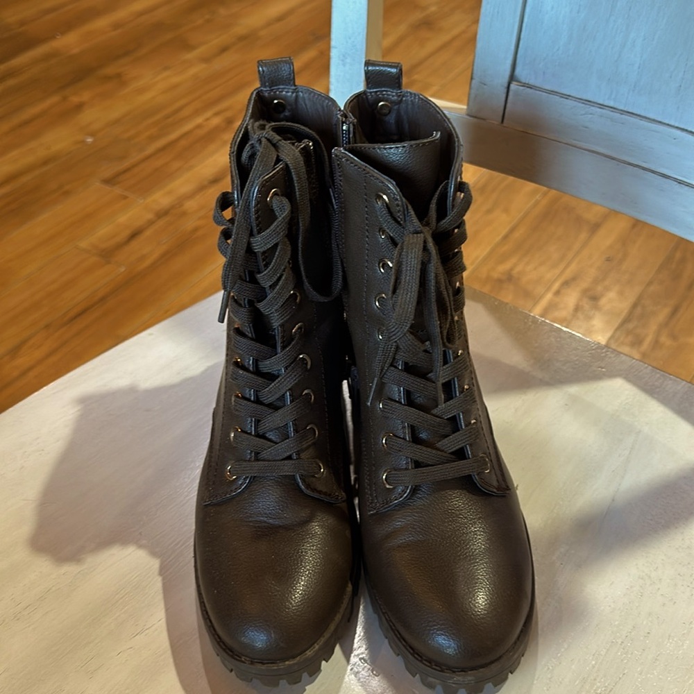 Lace up boots